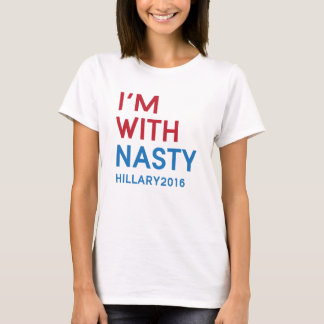 Jag är med Nasty | Slouchy Boykompis T-Shirt