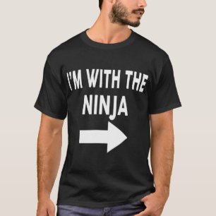 Jag är med NINJA T-Shirt Halloween Costume