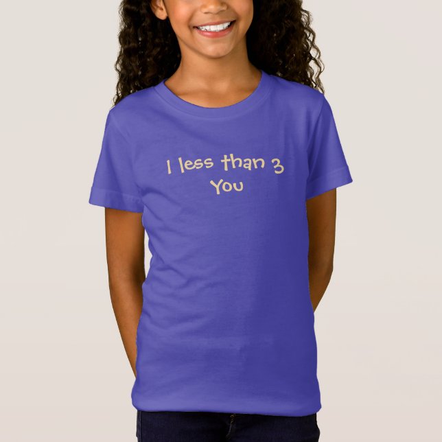 Jag är mindre än 3 t shirt (Framsida)
