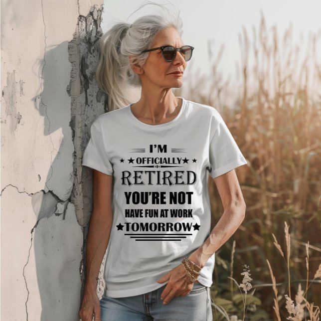 Jag är officiellt pensionerad från Funny Pension G T Shirt (Skapare uppladdad)
