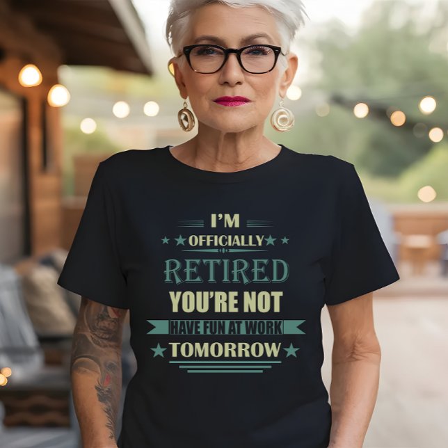 Jag är officiellt pensionerad från Funny Pension G T Shirt (Skapare uppladdad)