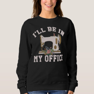 Jag är på mitt kontor och har rumsblommor t shirt