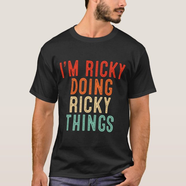 Jag är Ricky Doing Ricky Sak Funny Gifts God Jul T Shirt (Framsida)