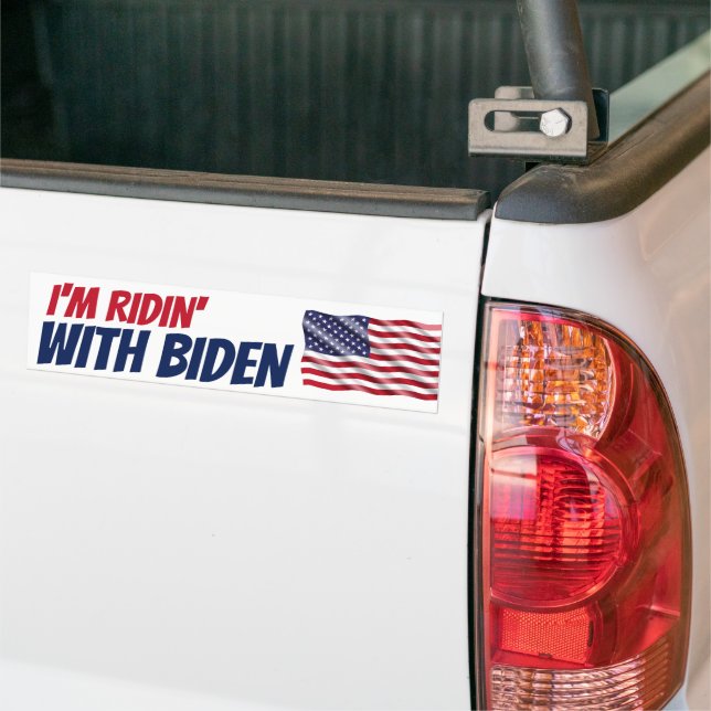 Jag är Ridin med valet 2024 till Biden Demokrati Bildekal (På lastbil)