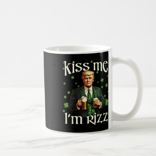 Jag är Rizz Trump St patricks day Irish Lucky Kaffemugg (Höger)