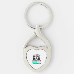 Jag är stolt över Pappa i en frack Fantastisk Nurs Twisted Heart Silverfärgad Nyckelring