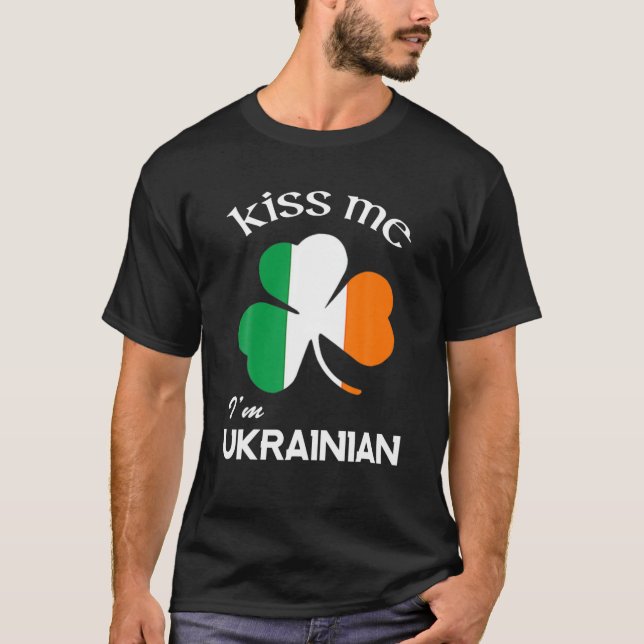 Jag är ukrainsk Shamrock Ukraina St. Patrick. T Shirt (Framsida)