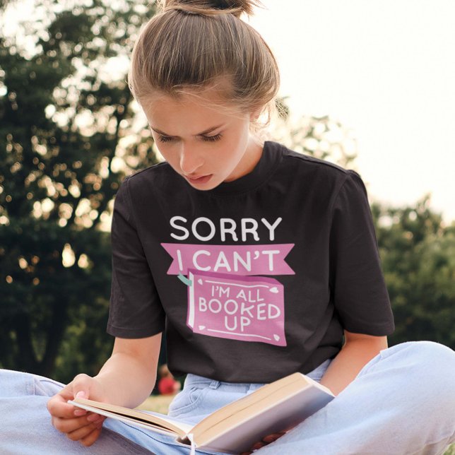 Jag är uppbokad t shirt (Skapare uppladdad)