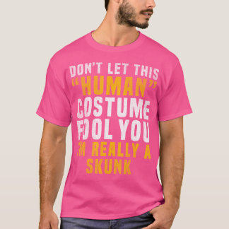 Jag är Verkligen A Skunk Halloween Easy Funny Idea T Shirt