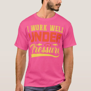 Jag arbetar bra under tryckt Dyka T Shirt