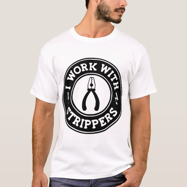 Jag arbetar med strippor #USAPatriotGraphics © T Shirt (Framsida)