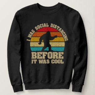 Jag Avstånd Social innan det var Coola Bigfoot T Shirt