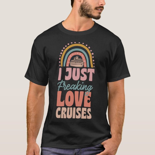 Jag bara Freaking Kärlek Cruises Bohemian Rainbow  T Shirt (Framsida)