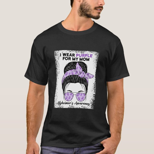 Jag Bära Lila för min Mamma Messy Bun Alzheimers A T Shirt (Framsida)