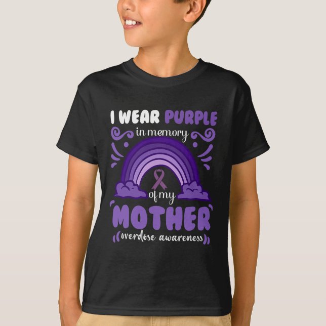 Jag bäras lila till minne av min syster t shirt (Framsida)