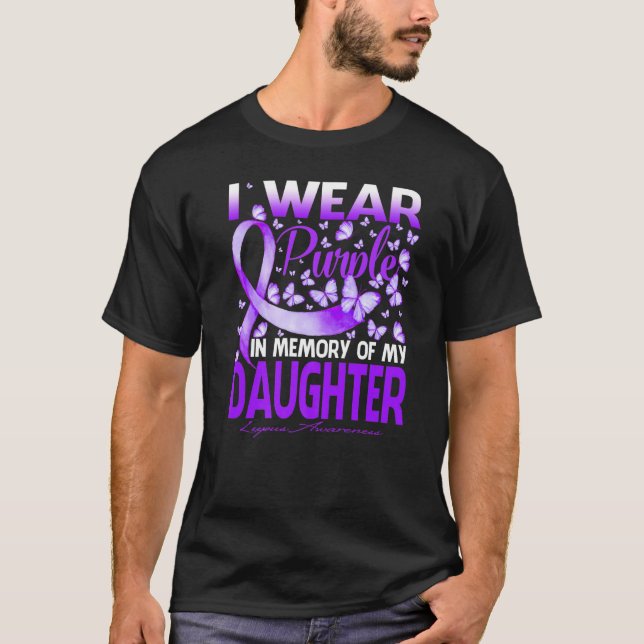 Jag Bäror Lila till minne av min dotter Lupus Medv T Shirt (Framsida)