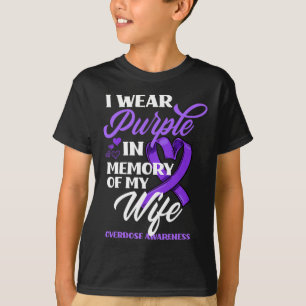 Jag Bäror Lila till minnet av min fru, överdoserin T Shirt