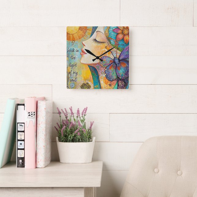 Jag bask i ljuset av min muskelklocka. fyrkantig klocka (Läsesal)