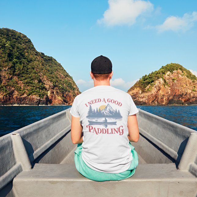 JAG BEHÖVER EN BRA Kayak T Shirt (Skapare uppladdad)