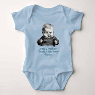 Jag behöver en mekaniker, det är läckage i mitt ch t shirt