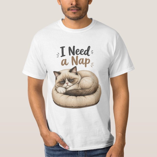 Jag behöver en tupplur – Grumpy Cat kollektion T Shirt (Framsida)