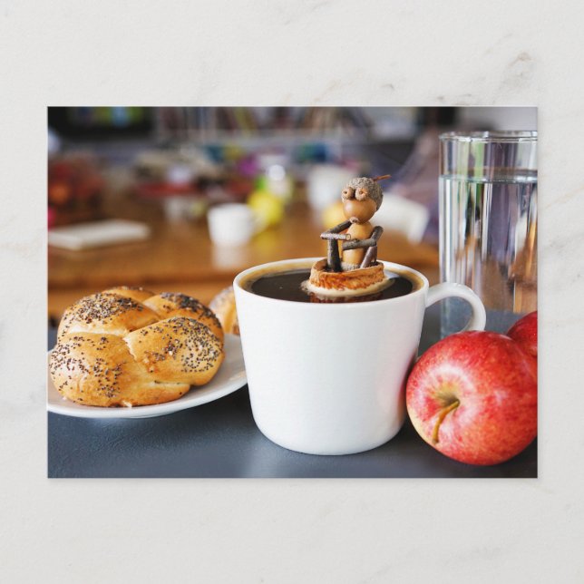 Jag behöver ett stort kaffe! Underlig brevkorsning Vykort (Framsida)