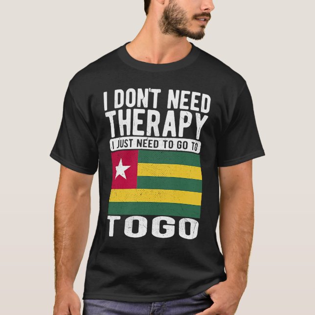 Jag behöver inte terapi jag bara behöver åka till  t shirt (Framsida)