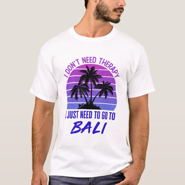 Jag behöver inte terapi jag behöver bara åka till  t shirt (Framsida)