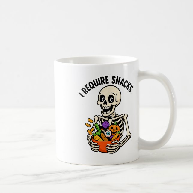 Jag behöver snacks-funny Skeleton Halloween-PM Kaffemugg (Höger)