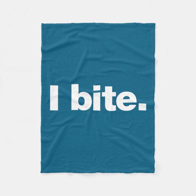 Jag bits. _ En rolig design som säger Jag bits.  Fleecefilt (Framsidan)