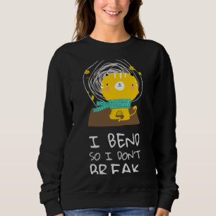 Jag böjer mig så att jag inte knäcker Cute med en T Shirt
