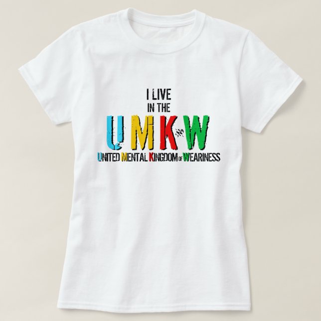 Jag bor i Förenade kungariket.. Tee Shirt (Design framsida)