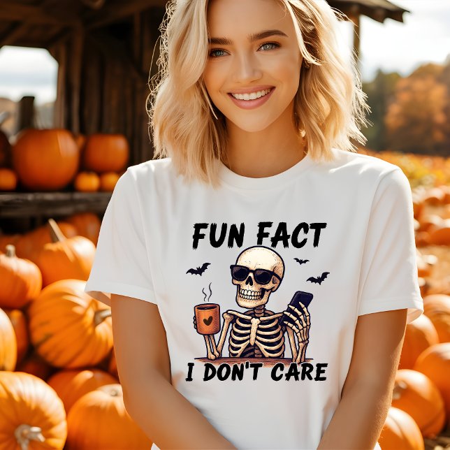 Jag bryr mig inte om Halloween Tshirt T Shirt (Skapare uppladdad)