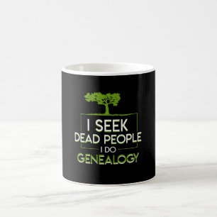 Jag dött folk för sökanden mig gör genealog kaffemugg