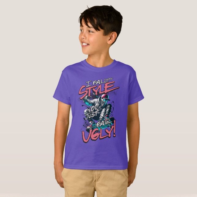 Jag faller med stil, du bara faller fult Skateboar T Shirt (Hel framsida)