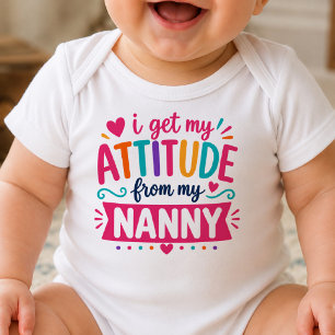 Jag Får Min Attityd Från Min Barnskötare Body T Shirt