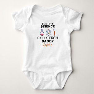 Jag Får Mina Vetenskapliga Färdigheter från Pappa, T Shirt