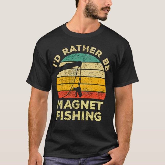 Jag föredrar att fiska med magnet Gammalt present  T Shirt (Framsida)