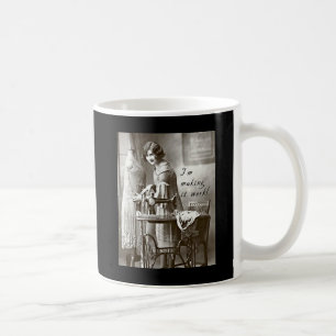 Jag förmiddagen skapar den arbete kaffemugg