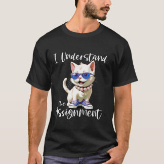 Jag förstår Chuckarna i Assignment Kamala Cat och T Shirt