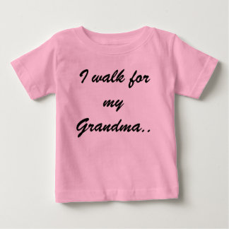 Jag går för min mormor. tee