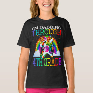 Jag går igenom 4:e Klass Unicorn T Shirt