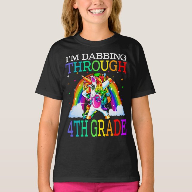 Jag går igenom 4:e Klass Unicorn T Shirt (Framsida)