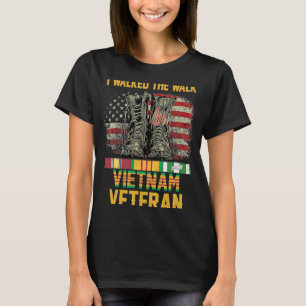 Jag går på Walk Vietnam Veteran Flagga American T Shirt
