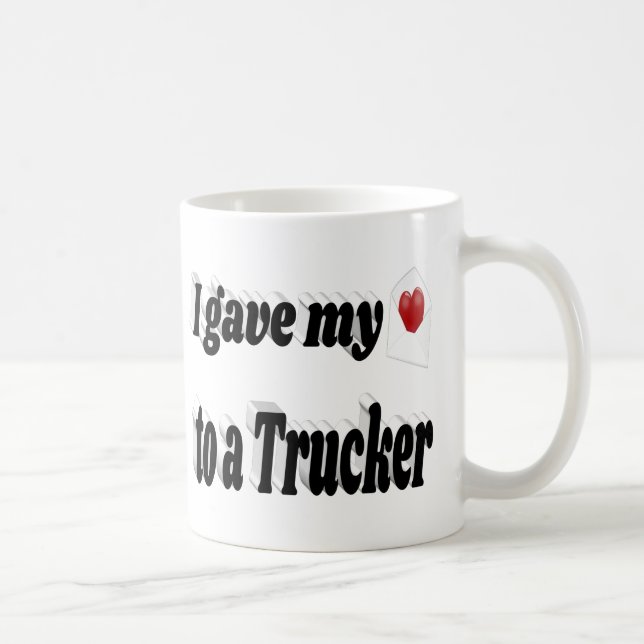 Jag gav mitt hjärta till en svart text i en lastbi kaffemugg (Höger)