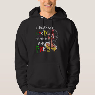 Jag gillar att mitt hårlok är uppe och mitt sinnfr hoodie