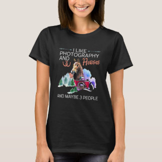 Jag gillar fotografier och hästar och kanske 3 per t shirt