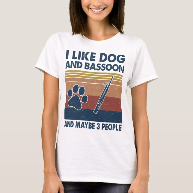 Jag gillar Hund och BasSnart och kanske 3 människo T Shirt (Framsida)