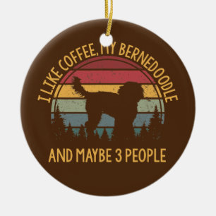 Jag gillar kaffe i Bernedoodle och kanske tre pers Julgransprydnad Keramik