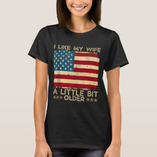 Jag gillar min fru lite äldre rolig text kvinna t shirt